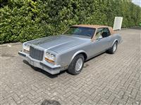Buick Riviera V8